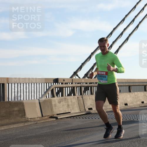 03.10.2025 - Köhlbrandbrückenlauf Yannick Fuchs http://msf.ph/oto/9137695 03.10.2025 08:21:42 Position 2 1462 meine-sportfotos.de