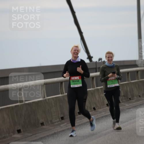 03.10.2025 - Köhlbrandbrückenlauf Jannik Wohlers http://msf.ph/oto/9137776 03.10.2025 16:07:59 Position 1 8147, 9714 meine-sportfotos.de