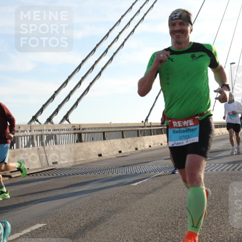 03.10.2025 - Köhlbrandbrückenlauf Yannick Fuchs http://msf.ph/oto/9137782 03.10.2025 08:21:47 Position 2 2703 meine-sportfotos.de