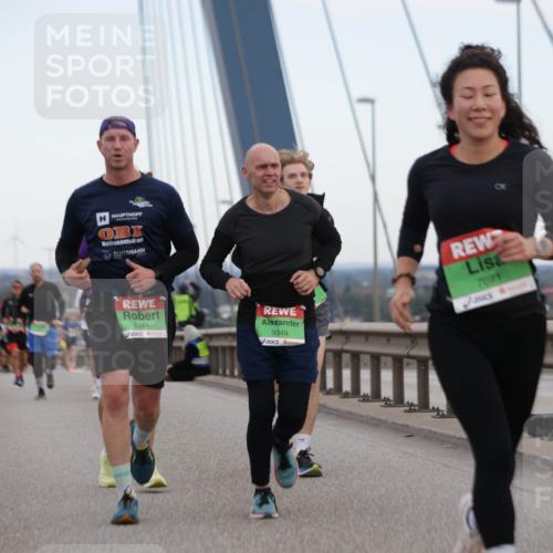 03.10.2025 - Köhlbrandbrückenlauf Jannik Wohlers http://msf.ph/oto/9137796 03.10.2025 15:25:17 Position 1 9348, 9349, 7071 meine-sportfotos.de