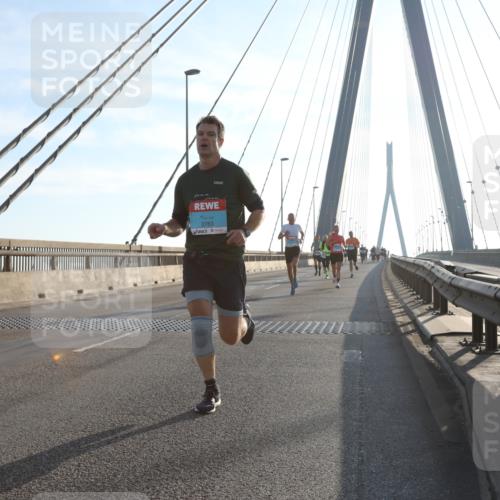 03.10.2025 - Köhlbrandbrückenlauf Yannick Fuchs http://msf.ph/oto/9138027 03.10.2025 08:22:06 Position 2 3763 meine-sportfotos.de