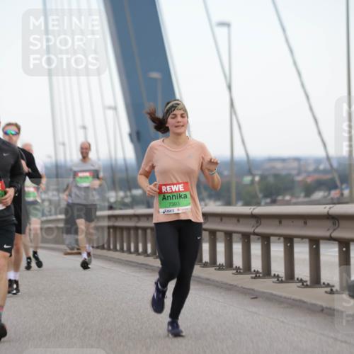 03.10.2025 - Köhlbrandbrückenlauf Jannik Wohlers http://msf.ph/oto/9138159 03.10.2025 15:28:15 Position 1 7576, 7393 meine-sportfotos.de