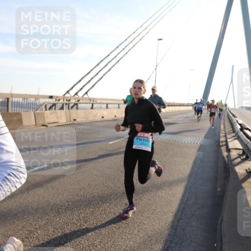 03.10.2025 - Köhlbrandbrückenlauf Yannick Fuchs http://msf.ph/oto/9138345 03.10.2025 08:22:31 Position 2 2708 meine-sportfotos.de
