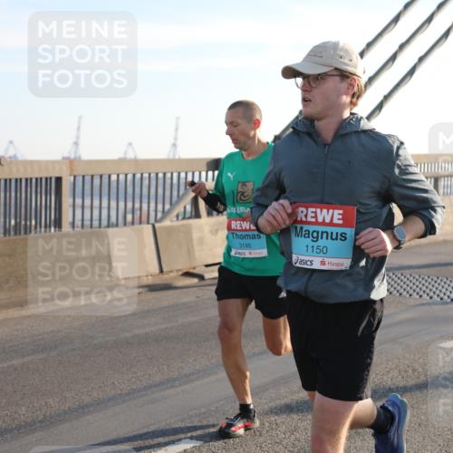 03.10.2025 - Köhlbrandbrückenlauf Yannick Fuchs http://msf.ph/oto/9138356 03.10.2025 08:22:32 Position 2 3185, 1150 meine-sportfotos.de