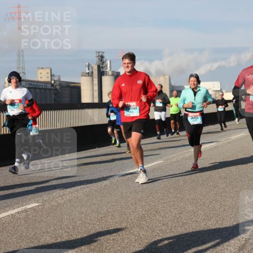 03.10.2025 - Köhlbrandbrückenlauf Lena Gebhardt http://msf.ph/oto/9138546 03.10.2025 09:56:16 Position 2 1456 meine-sportfotos.de