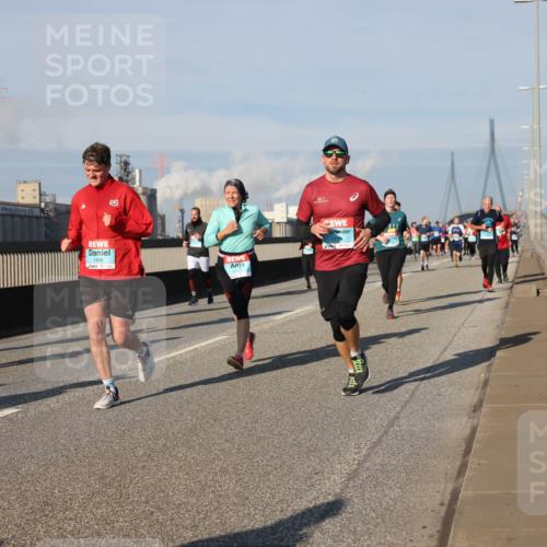 03.10.2025 - Köhlbrandbrückenlauf Lena Gebhardt http://msf.ph/oto/9138554 03.10.2025 09:56:16 Position 2 1456, 1337 meine-sportfotos.de