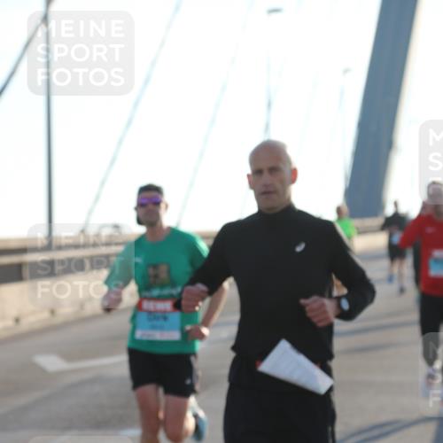 03.10.2025 - Köhlbrandbrückenlauf Yannick Fuchs http://msf.ph/oto/9138564 03.10.2025 08:22:52 Position 2  meine-sportfotos.de