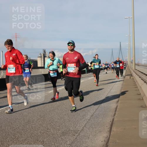 03.10.2025 - Köhlbrandbrückenlauf Lena Gebhardt http://msf.ph/oto/9138566 03.10.2025 09:56:17 Position 2 1456, 1770 meine-sportfotos.de