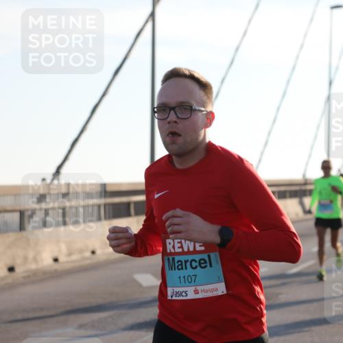 03.10.2025 - Köhlbrandbrückenlauf Yannick Fuchs http://msf.ph/oto/9138577 03.10.2025 08:22:54 Position 2 1107 meine-sportfotos.de
