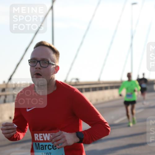 03.10.2025 - Köhlbrandbrückenlauf Yannick Fuchs http://msf.ph/oto/9138581 03.10.2025 08:22:54 Position 2 1107 meine-sportfotos.de