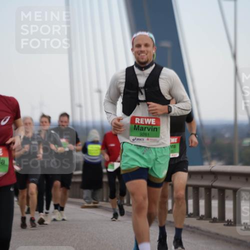 03.10.2025 - Köhlbrandbrückenlauf Jannik Wohlers http://msf.ph/oto/9138589 03.10.2025 15:28:28 Position 1 7765, 9261 meine-sportfotos.de
