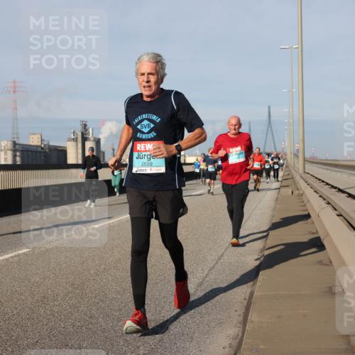 03.10.2025 - Köhlbrandbrückenlauf Lena Gebhardt http://msf.ph/oto/9138686 03.10.2025 09:56:23 Position 2 2699 meine-sportfotos.de