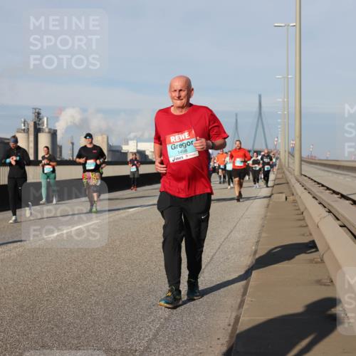 03.10.2025 - Köhlbrandbrückenlauf Lena Gebhardt http://msf.ph/oto/9138698 03.10.2025 09:56:24 Position 2 1498 meine-sportfotos.de