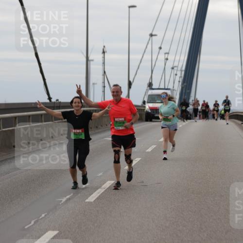 03.10.2025 - Köhlbrandbrückenlauf Jannik Wohlers http://msf.ph/oto/9138722 03.10.2025 16:09:01 Position 1 8284 meine-sportfotos.de