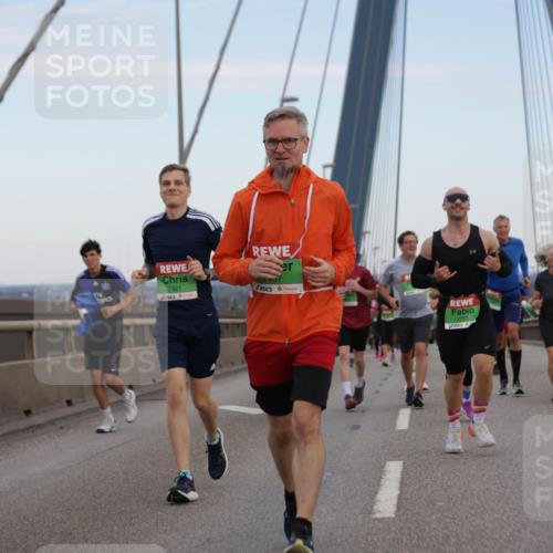 03.10.2025 - Köhlbrandbrückenlauf Jannik Wohlers http://msf.ph/oto/9138734 03.10.2025 15:28:32 Position 1 7321, 7753 meine-sportfotos.de
