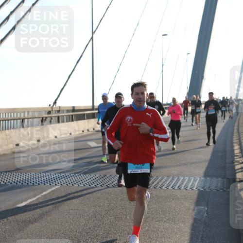03.10.2025 - Köhlbrandbrückenlauf Yannick Fuchs http://msf.ph/oto/9138793 03.10.2025 08:23:11 Position 2 3525, 600 meine-sportfotos.de
