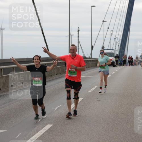 03.10.2025 - Köhlbrandbrückenlauf Jannik Wohlers http://msf.ph/oto/9138798 03.10.2025 16:09:02 Position 1 7682, 8284 meine-sportfotos.de