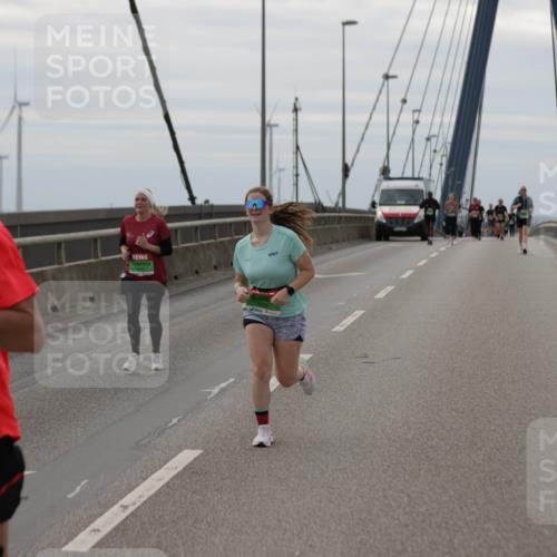 03.10.2025 - Köhlbrandbrückenlauf Jannik Wohlers http://msf.ph/oto/9138831 03.10.2025 16:09:04 Position 1 122, 8284 meine-sportfotos.de
