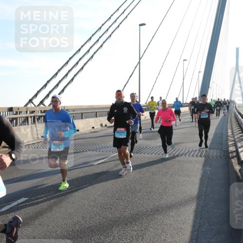 03.10.2025 - Köhlbrandbrückenlauf Yannick Fuchs http://msf.ph/oto/9138832 03.10.2025 08:23:13 Position 2 2709 meine-sportfotos.de