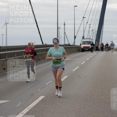 03.10.2025 - Köhlbrandbrückenlauf Jannik Wohlers http://msf.ph/oto/9138844 03.10.2025 16:09:04 Position 1 28, 284 meine-sportfotos.de