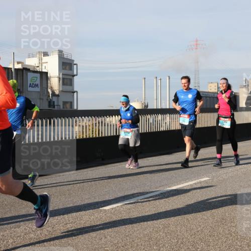 03.10.2025 - Köhlbrandbrückenlauf Lena Gebhardt http://msf.ph/oto/9138870 03.10.2025 09:56:35 Position 2 2007, 4, 1979 meine-sportfotos.de
