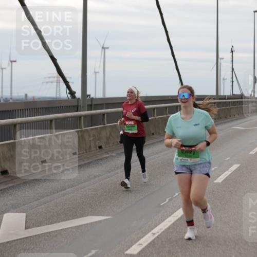 03.10.2025 - Köhlbrandbrückenlauf Jannik Wohlers http://msf.ph/oto/9138873 03.10.2025 16:09:05 Position 1 8298 meine-sportfotos.de