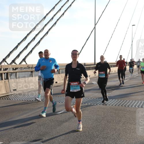 03.10.2025 - Köhlbrandbrückenlauf Yannick Fuchs http://msf.ph/oto/9138910 03.10.2025 08:23:17 Position 2 1087 meine-sportfotos.de