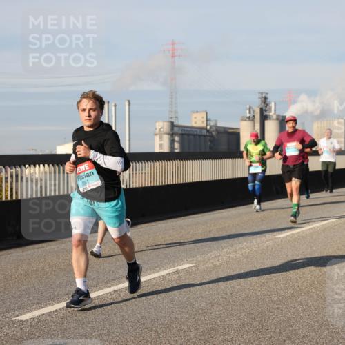 03.10.2025 - Köhlbrandbrückenlauf Lena Gebhardt http://msf.ph/oto/9138960 03.10.2025 09:56:40 Position 2 3381, 50 meine-sportfotos.de