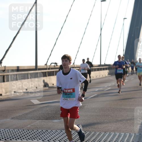 03.10.2025 - Köhlbrandbrückenlauf Yannick Fuchs http://msf.ph/oto/9139082 03.10.2025 08:23:31 Position 2 2728 meine-sportfotos.de