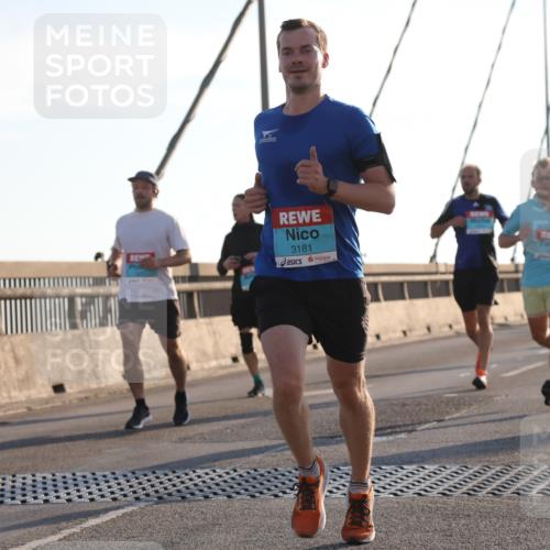 03.10.2025 - Köhlbrandbrückenlauf Yannick Fuchs http://msf.ph/oto/9139138 03.10.2025 08:23:35 Position 2 3181 meine-sportfotos.de