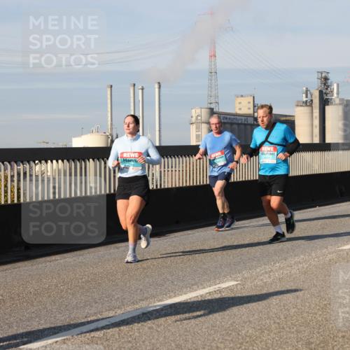 03.10.2025 - Köhlbrandbrückenlauf Lena Gebhardt http://msf.ph/oto/9139167 03.10.2025 09:56:50 Position 2 3206 meine-sportfotos.de