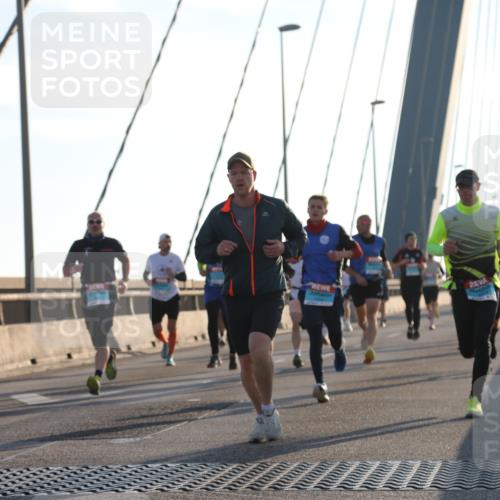 03.10.2025 - Köhlbrandbrückenlauf Yannick Fuchs http://msf.ph/oto/9139199 03.10.2025 08:23:41 Position 2  meine-sportfotos.de
