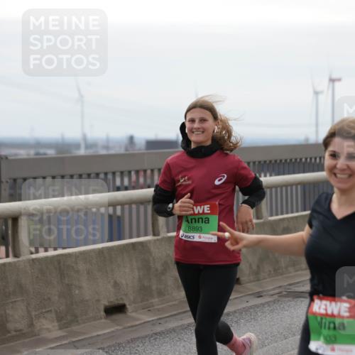 03.10.2025 - Köhlbrandbrückenlauf Jannik Wohlers http://msf.ph/oto/9139213 03.10.2025 16:09:44 Position 1 8893, 103 meine-sportfotos.de