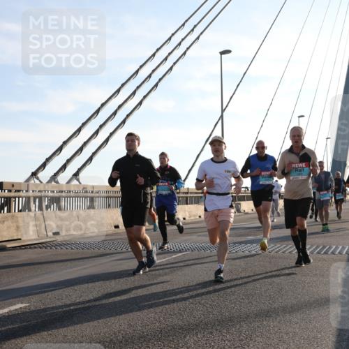 03.10.2025 - Köhlbrandbrückenlauf Yannick Fuchs http://msf.ph/oto/9139276 03.10.2025 08:23:44 Position 2  meine-sportfotos.de