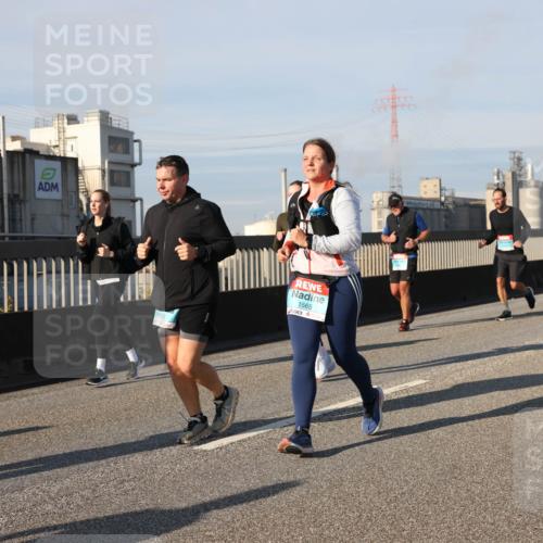 03.10.2025 - Köhlbrandbrückenlauf Lena Gebhardt http://msf.ph/oto/9139297 03.10.2025 09:56:57 Position 2 1565 meine-sportfotos.de
