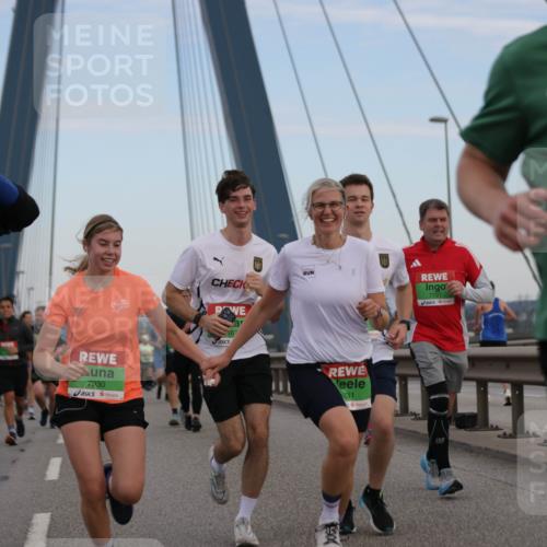 03.10.2025 - Köhlbrandbrückenlauf Jannik Wohlers http://msf.ph/oto/9139299 03.10.2025 15:31:18 Position 1 8529, 7330, 931, 7791, 9337 meine-sportfotos.de