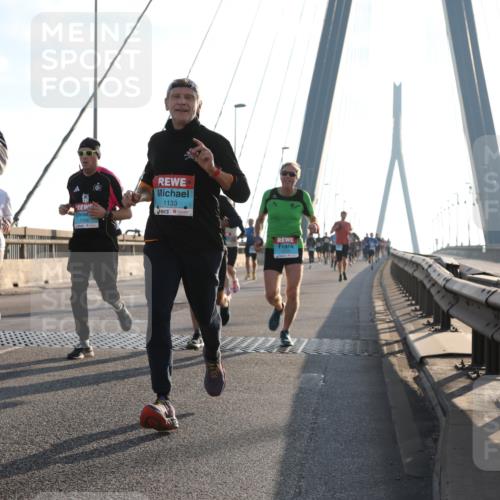 03.10.2025 - Köhlbrandbrückenlauf Yannick Fuchs http://msf.ph/oto/9139343 03.10.2025 08:23:47 Position 2 617, 1133 meine-sportfotos.de