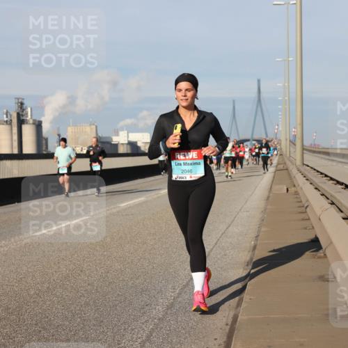 03.10.2025 - Köhlbrandbrückenlauf Lena Gebhardt http://msf.ph/oto/9139357 03.10.2025 09:57:03 Position 2 2046 meine-sportfotos.de