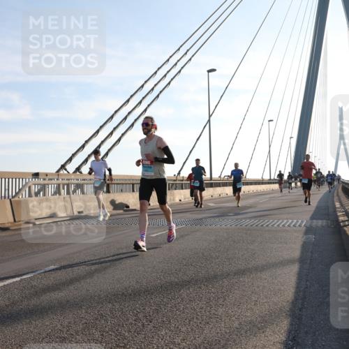 03.10.2025 - Köhlbrandbrückenlauf Yannick Fuchs http://msf.ph/oto/9139362 03.10.2025 08:23:51 Position 2  meine-sportfotos.de