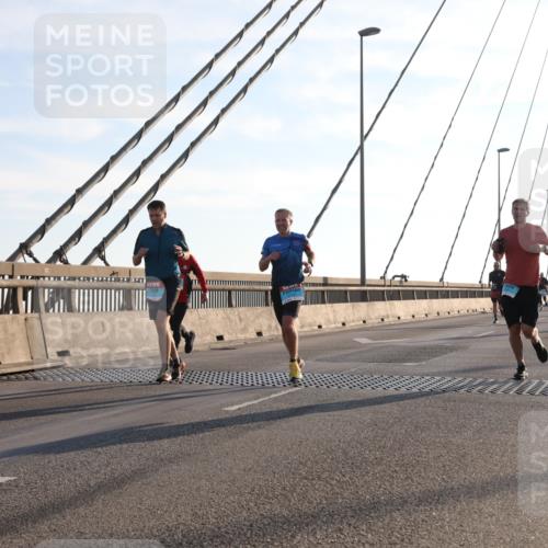 03.10.2025 - Köhlbrandbrückenlauf Yannick Fuchs http://msf.ph/oto/9139385 03.10.2025 08:23:52 Position 2  meine-sportfotos.de