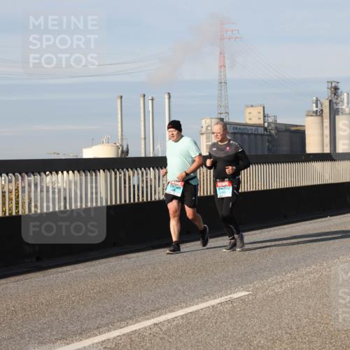 03.10.2025 - Köhlbrandbrückenlauf Lena Gebhardt http://msf.ph/oto/9139395 03.10.2025 09:57:06 Position 2  meine-sportfotos.de