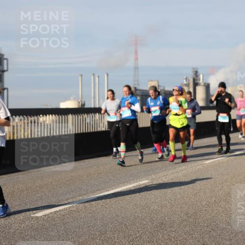 03.10.2025 - Köhlbrandbrückenlauf Lena Gebhardt http://msf.ph/oto/9139467 03.10.2025 09:57:12 Position 2 2276 meine-sportfotos.de