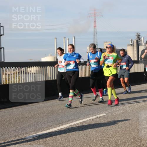 03.10.2025 - Köhlbrandbrückenlauf Lena Gebhardt http://msf.ph/oto/9139471 03.10.2025 09:57:13 Position 2 1879 meine-sportfotos.de