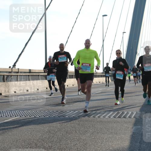 03.10.2025 - Köhlbrandbrückenlauf Yannick Fuchs http://msf.ph/oto/9139490 03.10.2025 08:24:01 Position 2 1194, 1168, 3174 meine-sportfotos.de