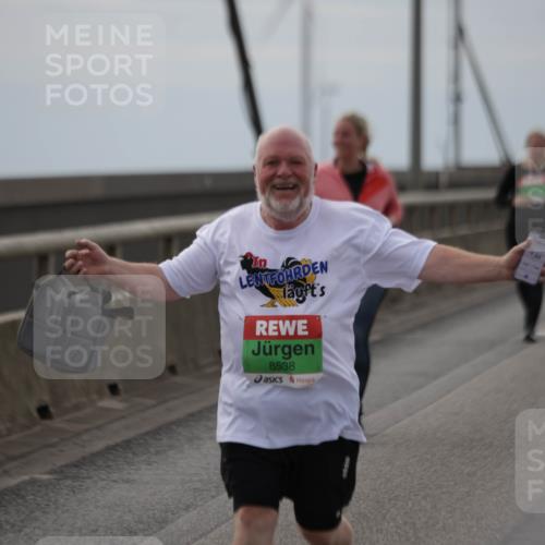 03.10.2025 - Köhlbrandbrückenlauf Jannik Wohlers http://msf.ph/oto/9139491 03.10.2025 16:10:06 Position 1 8538 meine-sportfotos.de