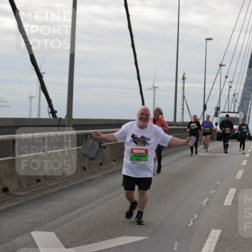 03.10.2025 - Köhlbrandbrückenlauf Jannik Wohlers http://msf.ph/oto/9139496 03.10.2025 16:10:06 Position 1 8538 meine-sportfotos.de