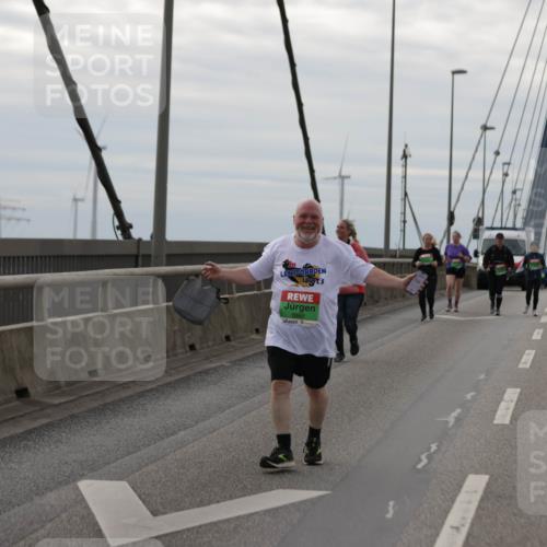 03.10.2025 - Köhlbrandbrückenlauf Jannik Wohlers http://msf.ph/oto/9139502 03.10.2025 16:10:06 Position 1 8538 meine-sportfotos.de