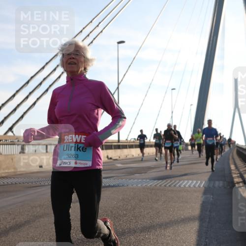 03.10.2025 - Köhlbrandbrückenlauf Yannick Fuchs http://msf.ph/oto/9139575 03.10.2025 08:24:07 Position 2 3263 meine-sportfotos.de