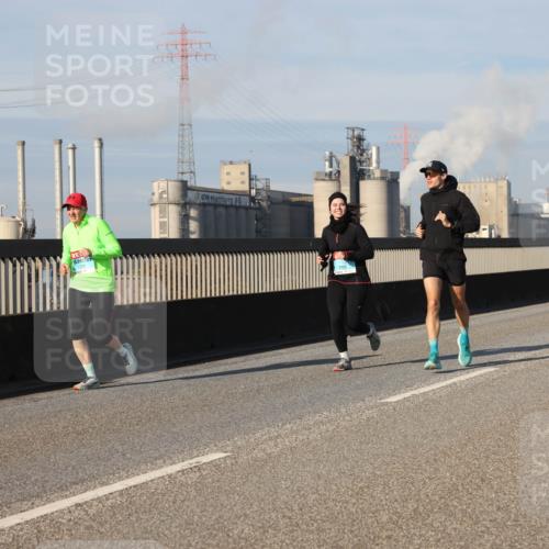 03.10.2025 - Köhlbrandbrückenlauf Lena Gebhardt http://msf.ph/oto/9139701 03.10.2025 09:57:27 Position 2  meine-sportfotos.de