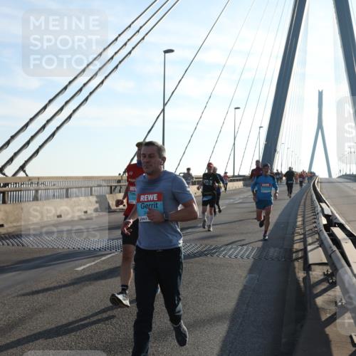 03.10.2025 - Köhlbrandbrückenlauf Yannick Fuchs http://msf.ph/oto/9139708 03.10.2025 08:24:14 Position 2  meine-sportfotos.de